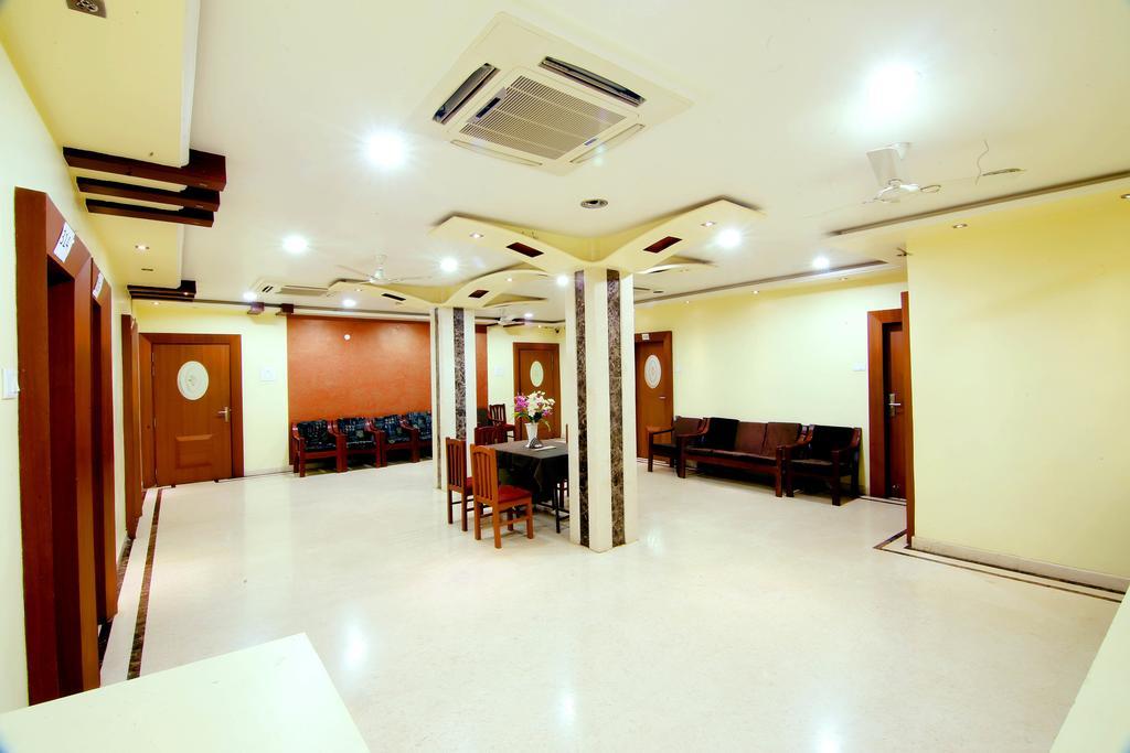 Hotel Kusum Bhilai 外观 照片